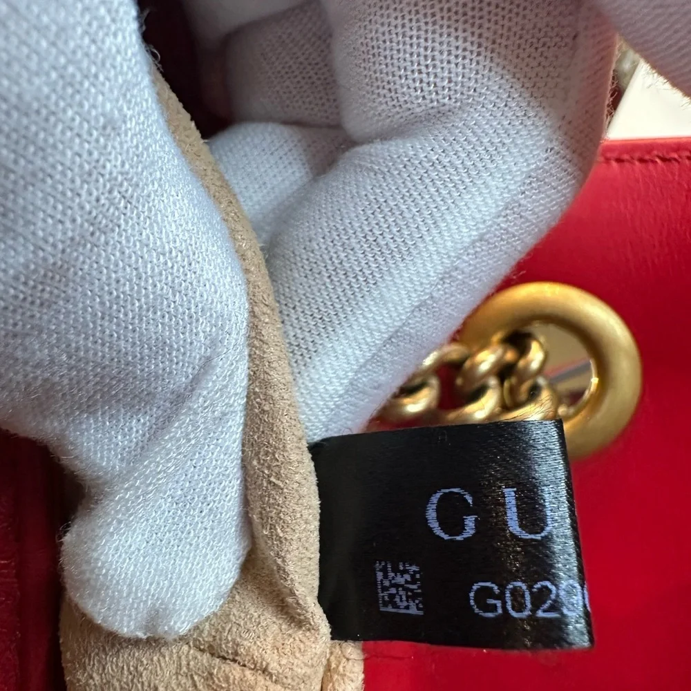 Gucci GG Marmont Bag with Matelasse Leather and Chevron Quilting - Picture 8 of 10